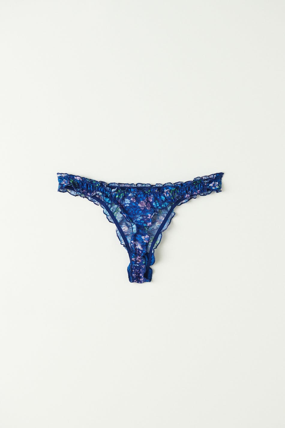 Eva lace string