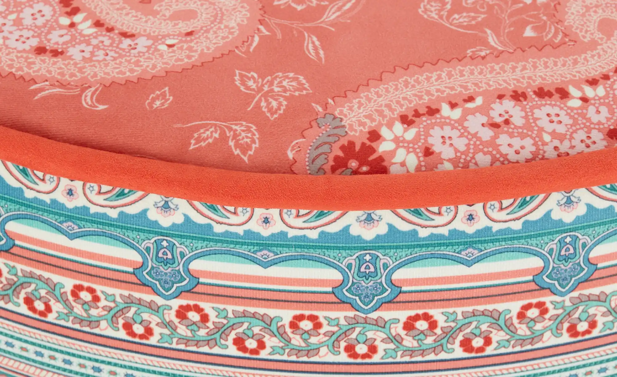 bassetti by SCHRÖNO Pouf aus Velours Tino