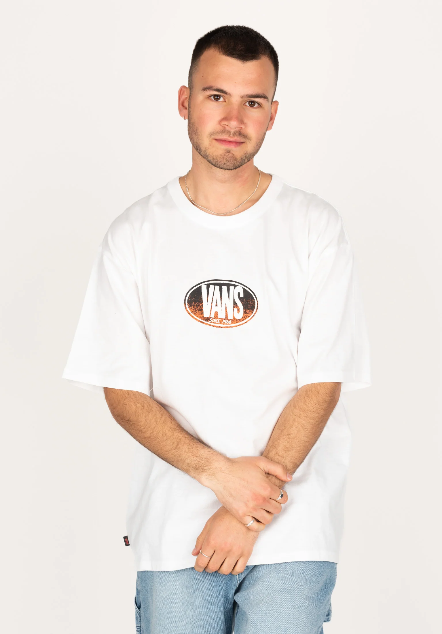 Off The Wall Gradient Logo