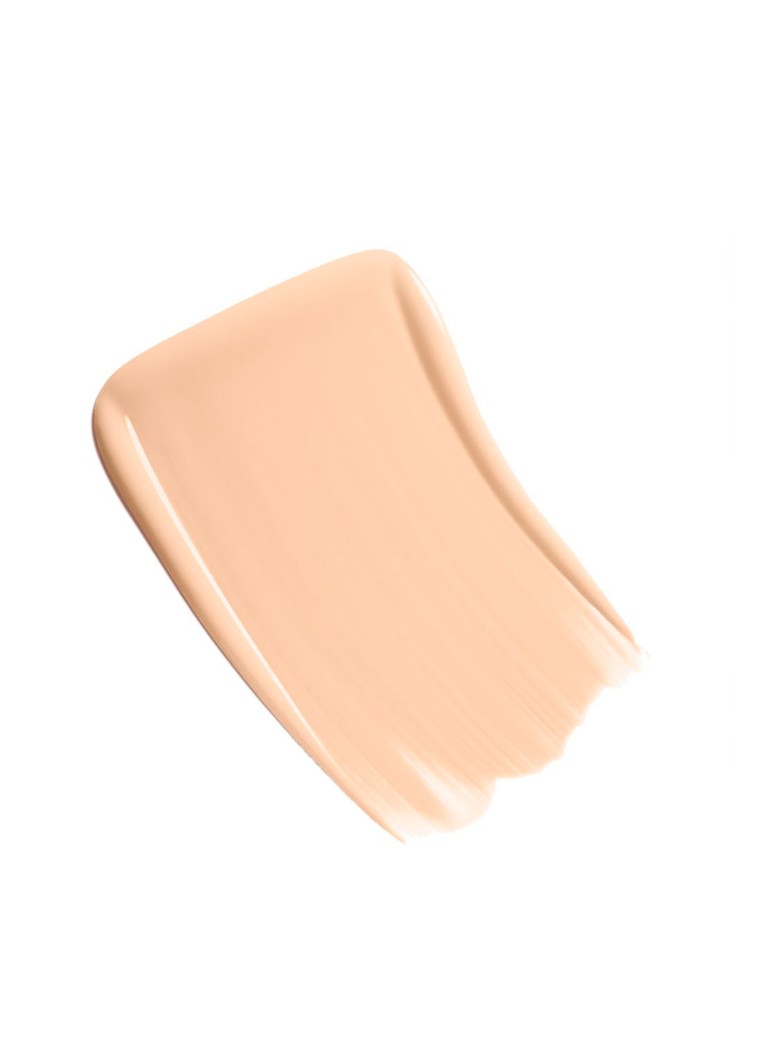 CHANEL TINTED SERUM THAT MAKES THE SKIN RADIANT TO THE UNTIL END