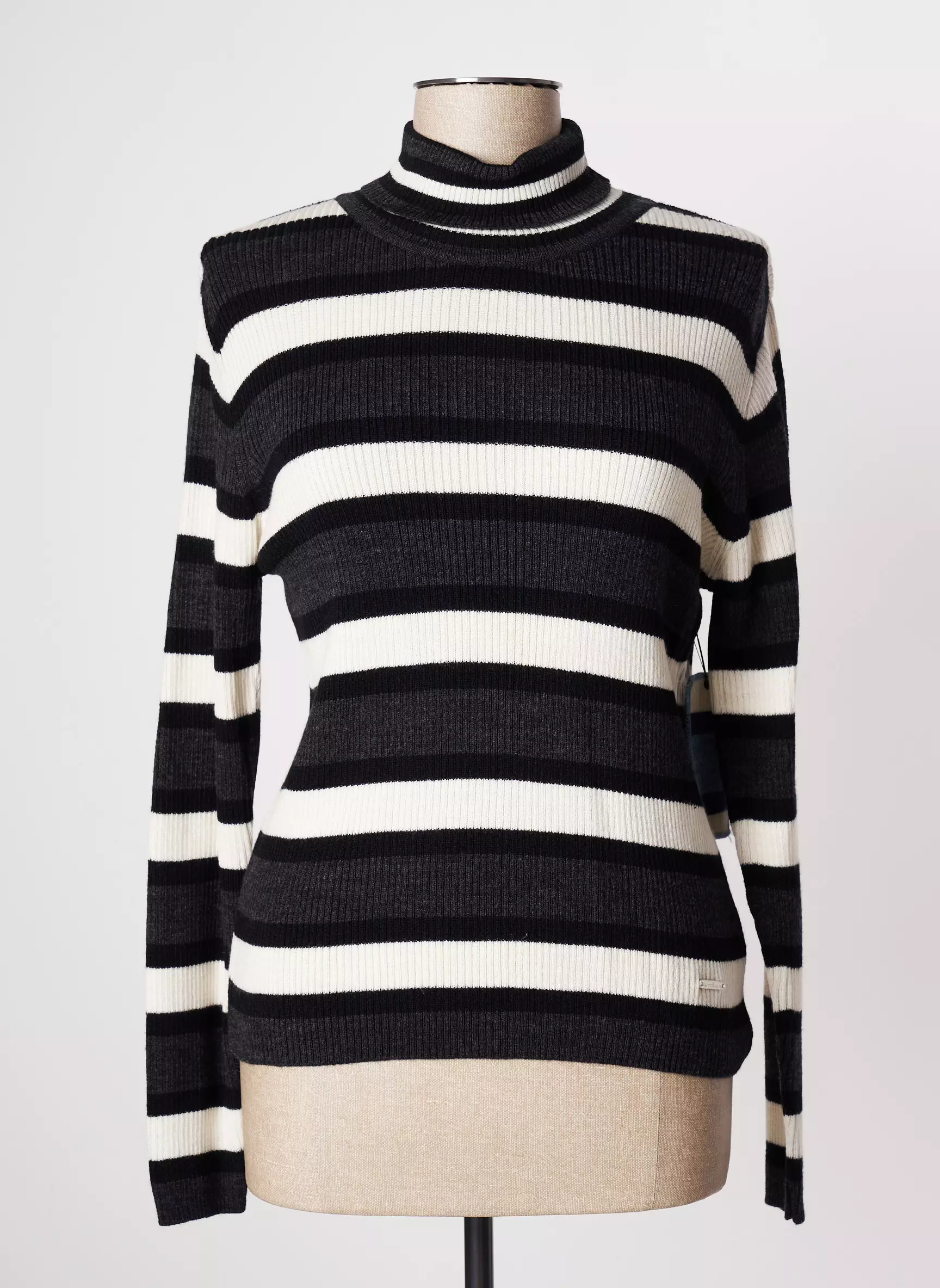 Agathe   Louise Cols Roules Femme couleur noir