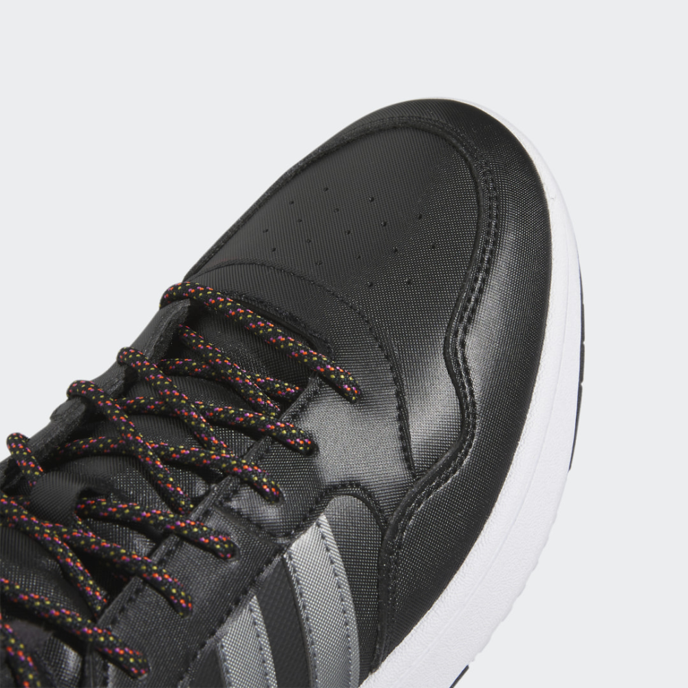 adidas Hoops 3.0 Mid HR1440 / schwarz
