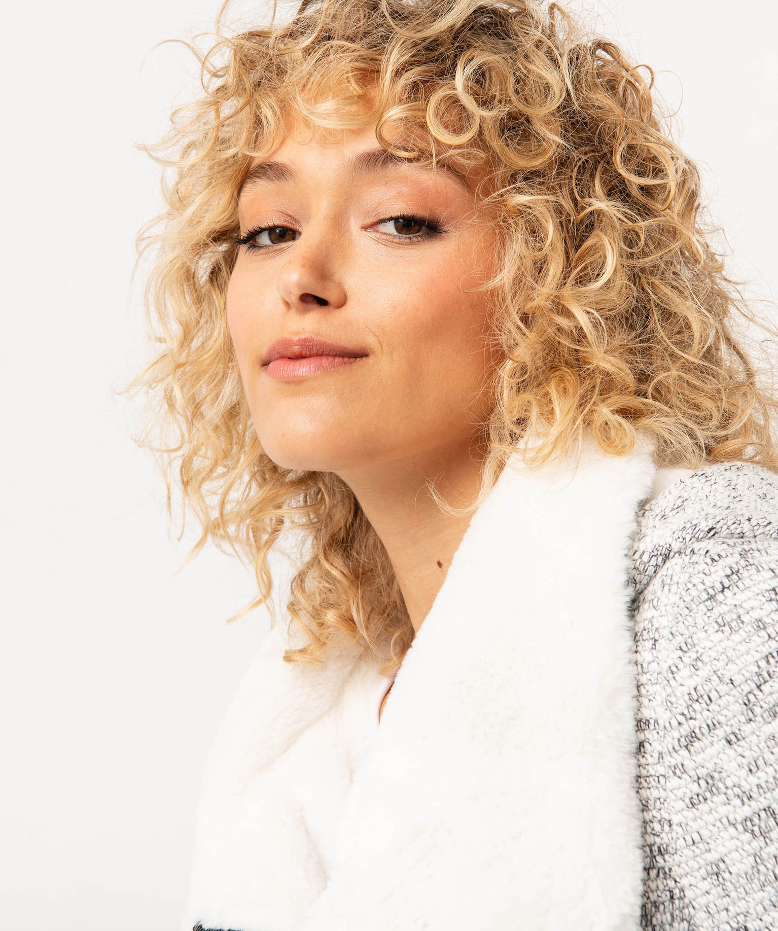 Manteau en maille avec col fourrure imitation femme gris | GEMO