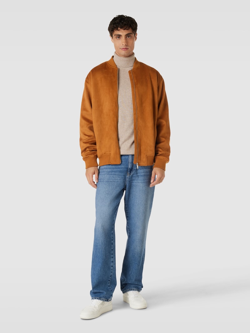 Sweatjacke mit Stehkragen in mittelbraun