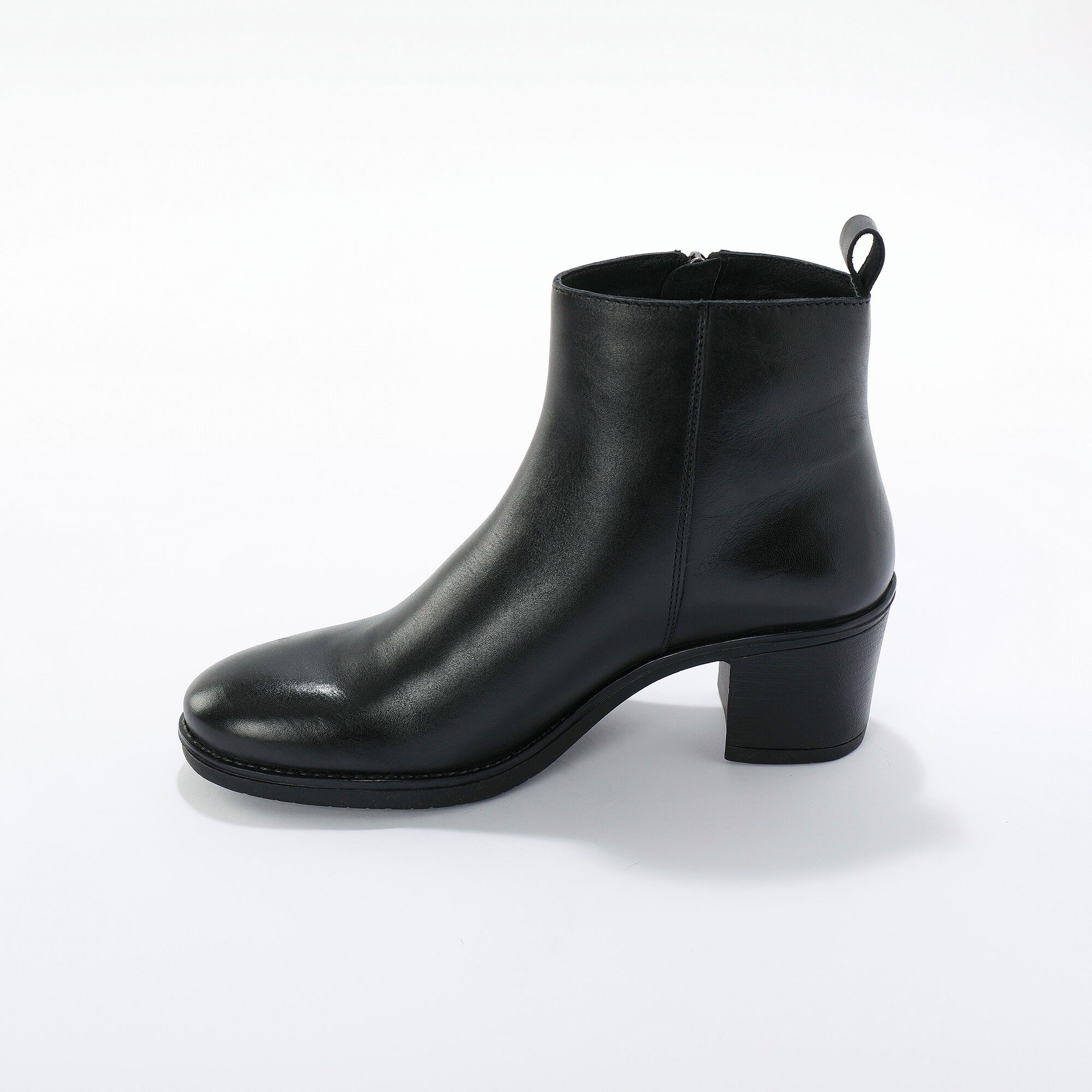 Boots zippées à talons, cuir