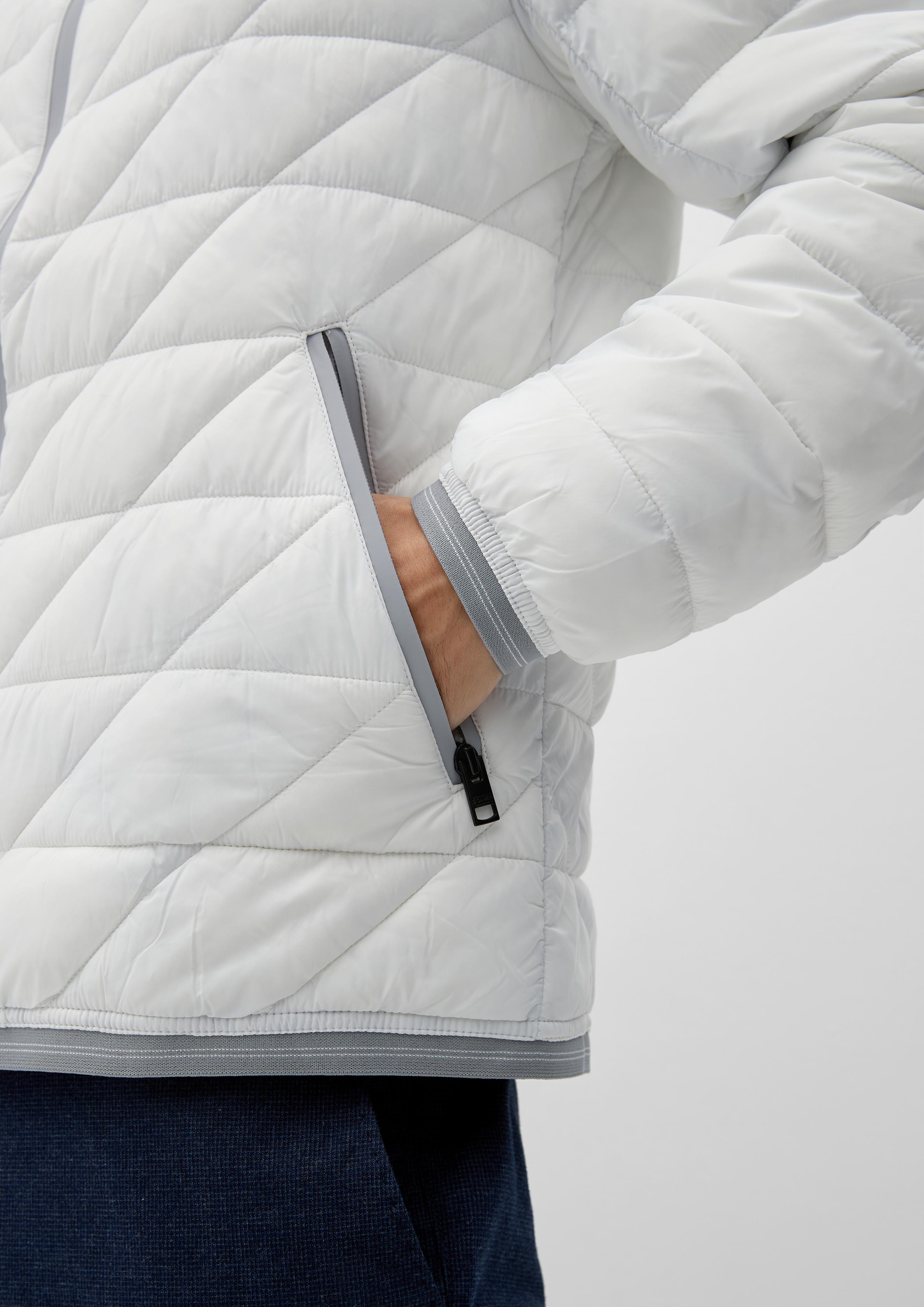 Leichte Steppjacke mit gefütterter Kapuze  2125983-0120