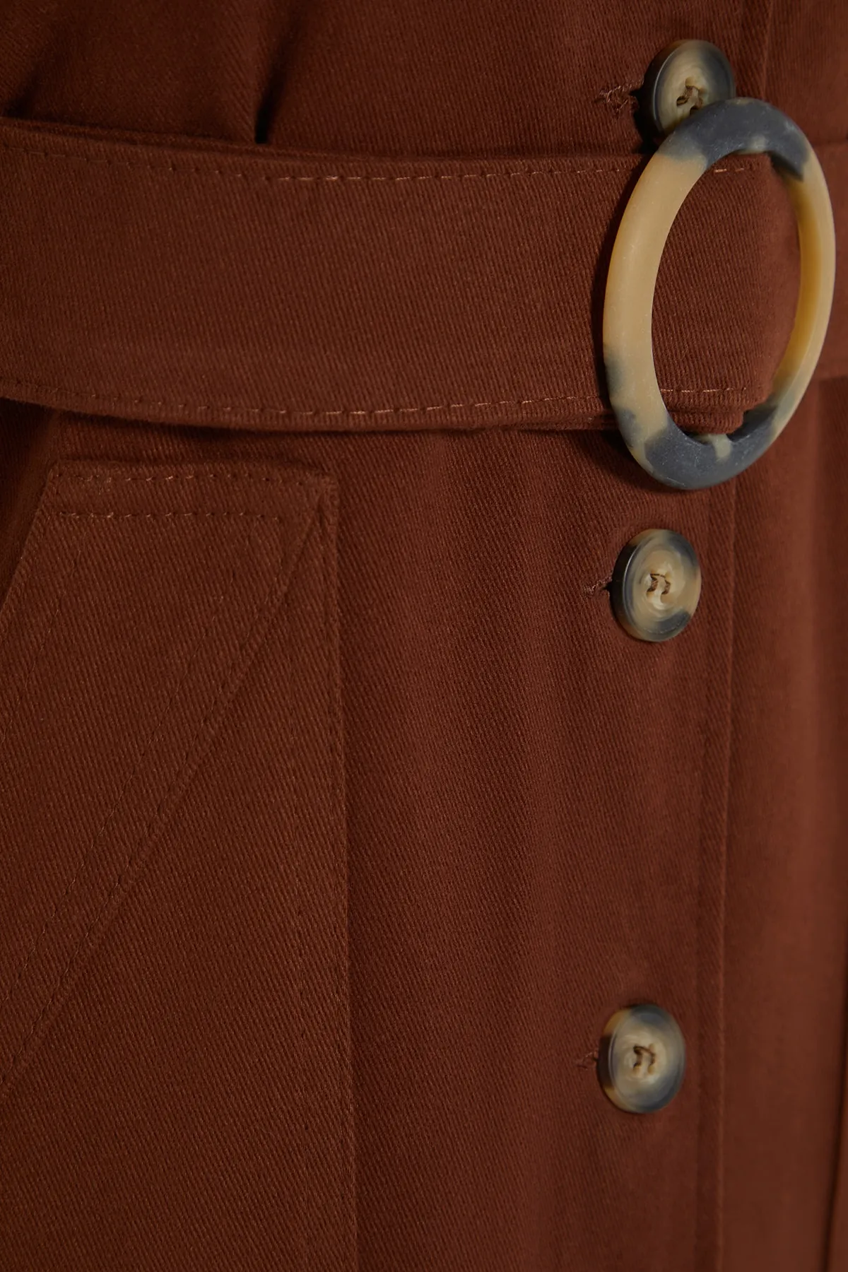 Trendyol Collection  Braunes, detailliertes Webkleid mit Krawatte TWOAW20EL1156