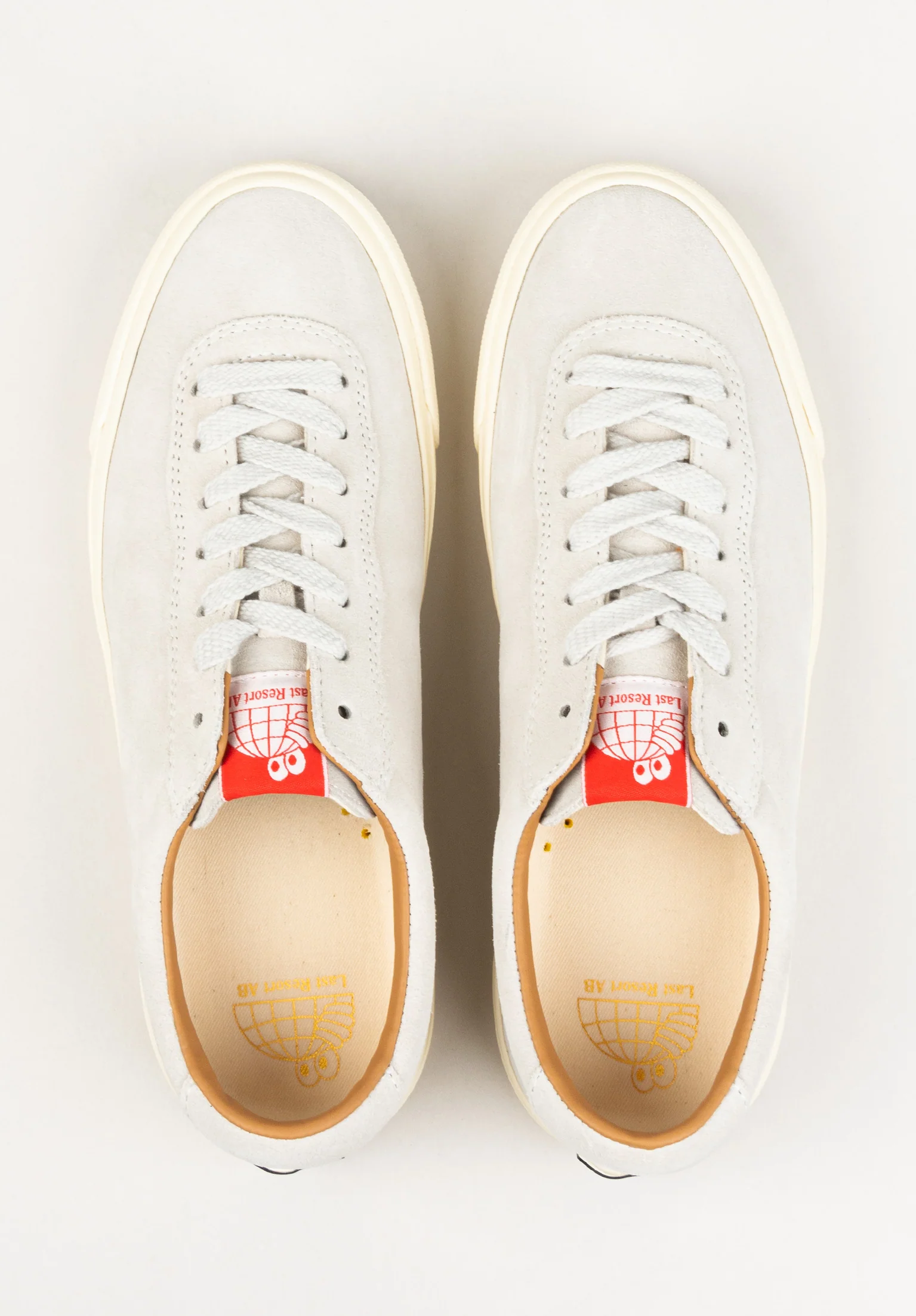 VM001 Suede Low