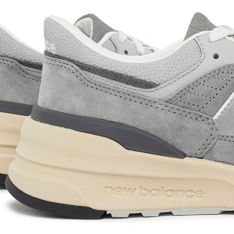 New Balance U997RHA shadow grey
