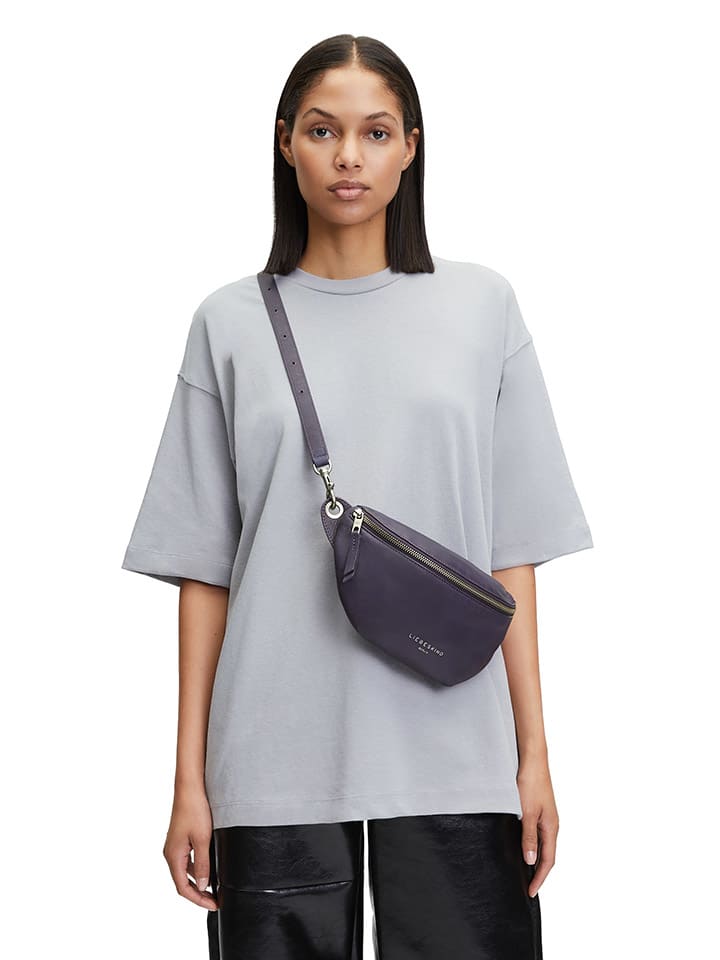 LIEBESKIND BERLIN Leder-Brustbeutel in Lila - (B)32 x (H)14 x (T)3 cm günstig kaufen onesize