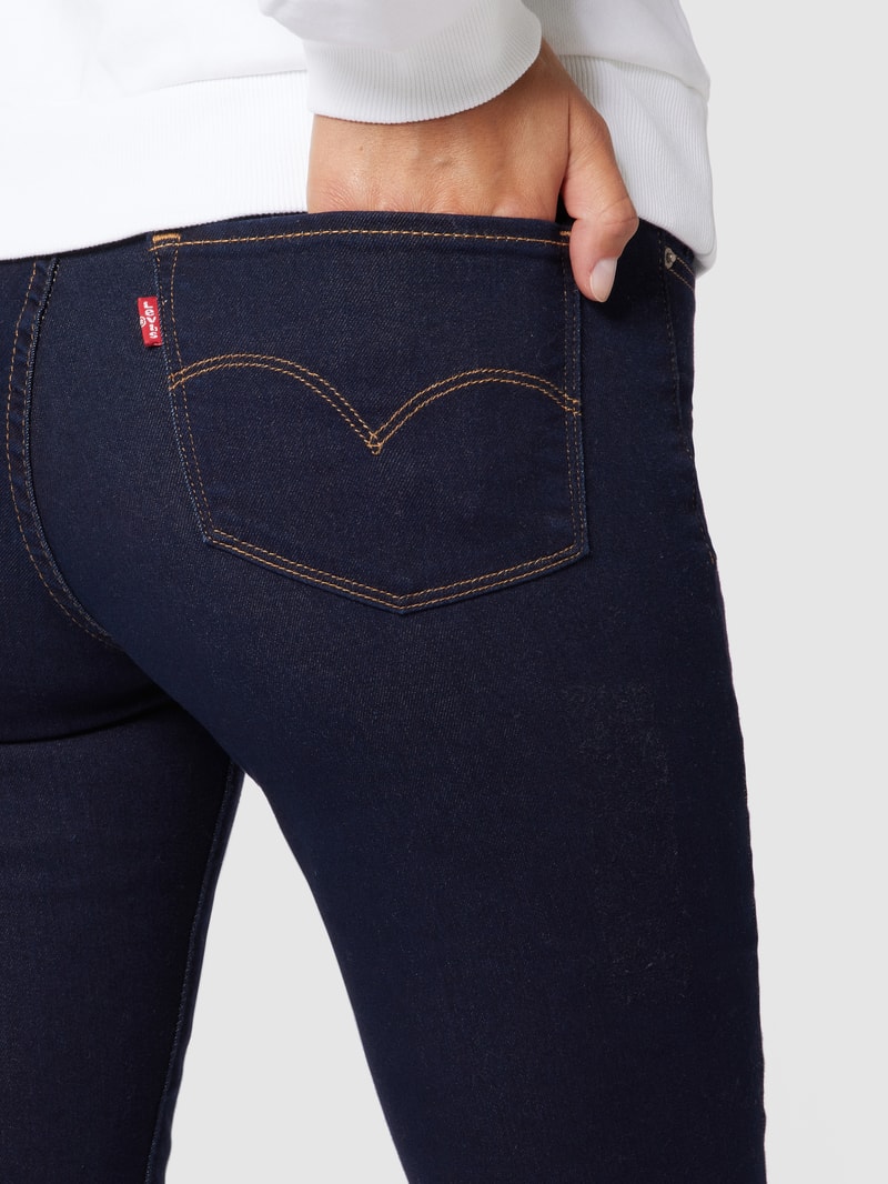 Shaping Slim Fit Jeans mit Stretch-Anteil Modell '312' - Water<Less™ in dunkelblau