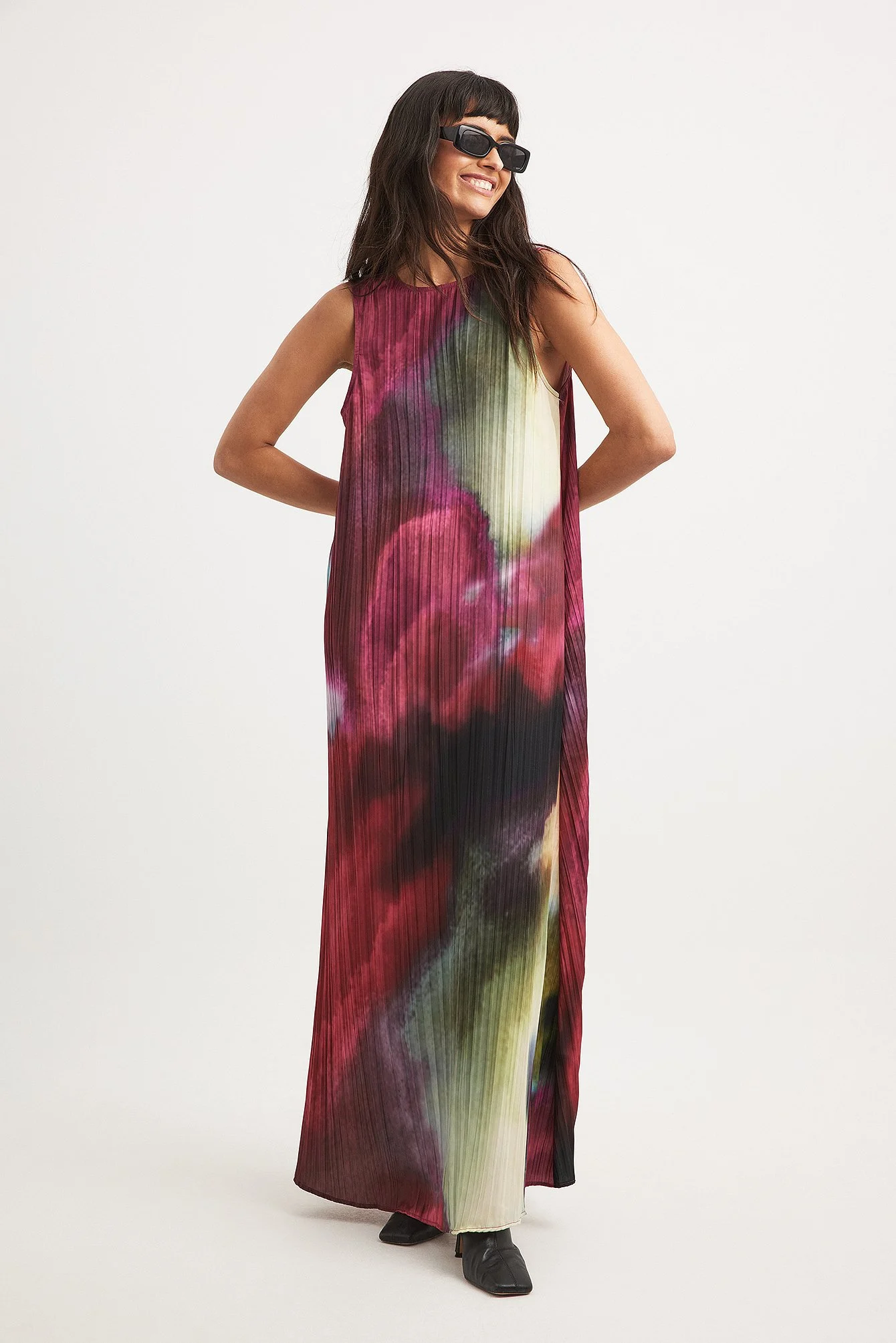 Maxikleid mit Print und tiefem Rücken