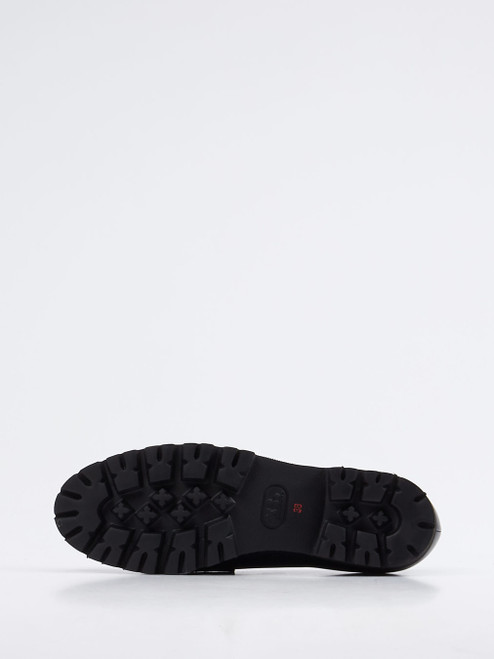 Slipper-15111090054 Konstantin Starke