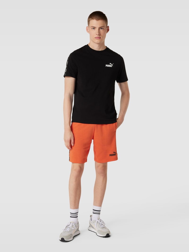 Shorts mit Label-Details in rostrot
