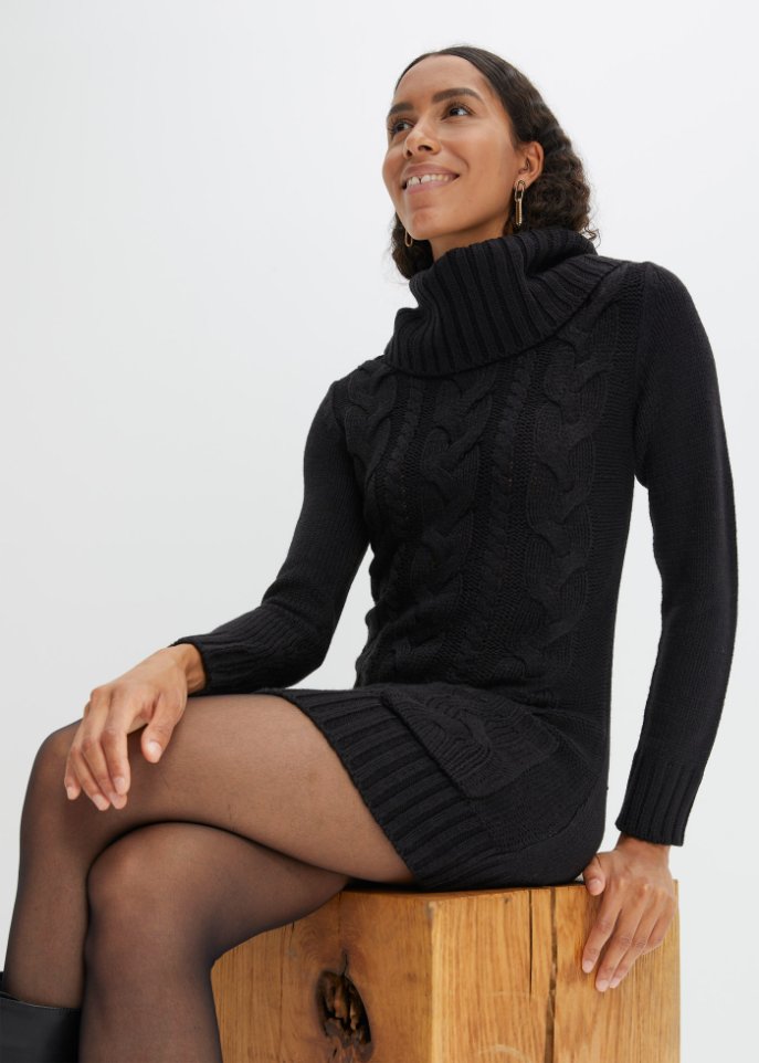 Strickkleid mit Rollkragen und aufgesetzten Taschen