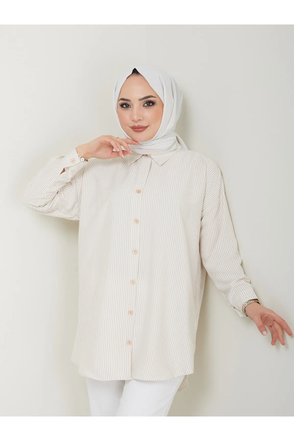 VOLT CLOTHİNG  Gestreiftes Hijab-Shirt für Damen