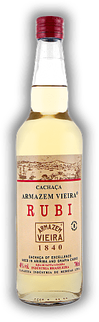 Armazem Vieira Cachaca RUBI Armazem Vieira Cachaca RUBI Eine Cachaça Spezialität mit ausgewogener Reife. Alter 8 J. - 0,7	 Liter - Vol 40%