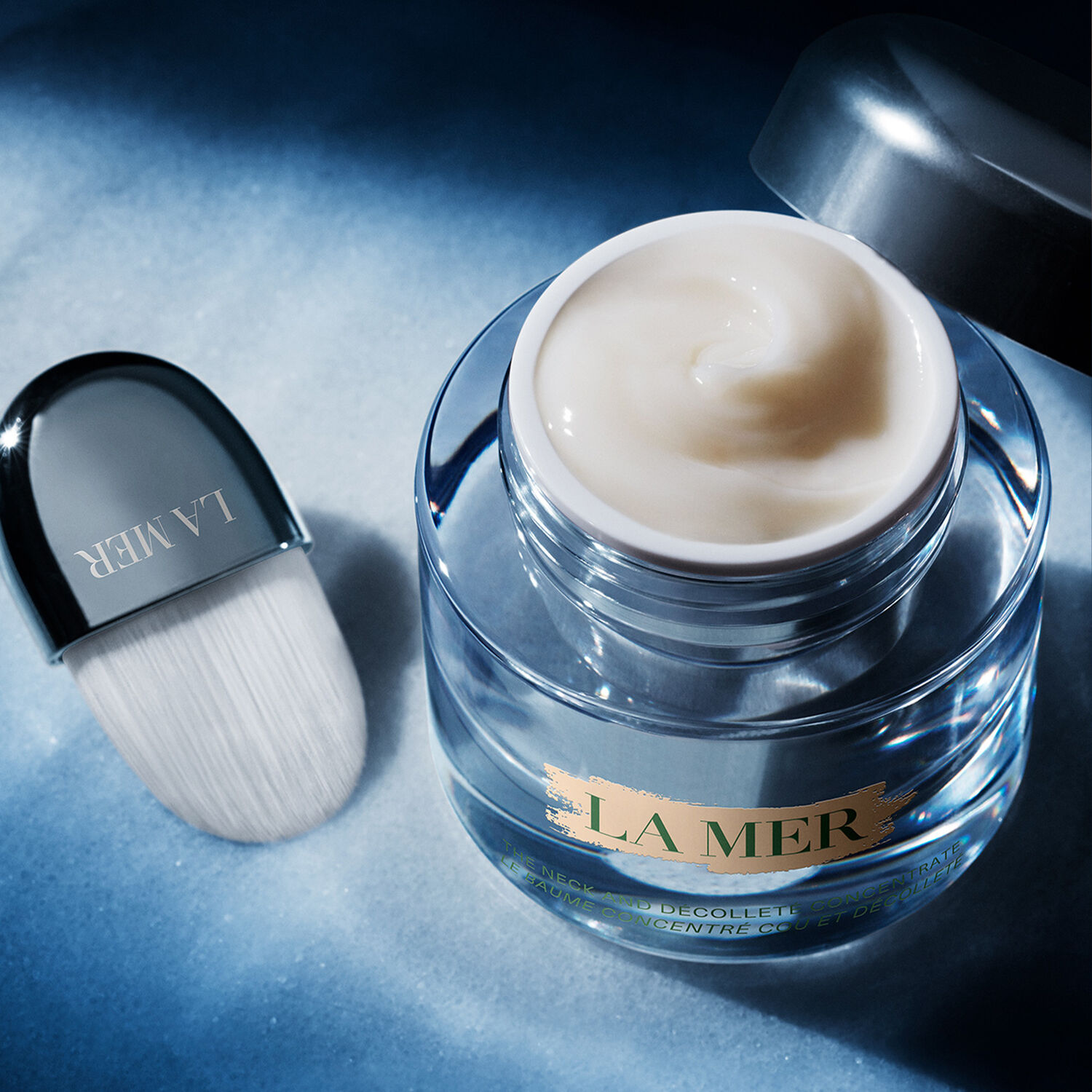La Mer Le Baume Concentré Cou et Décolleté Baume Anti-Âge Cou et Décolleté