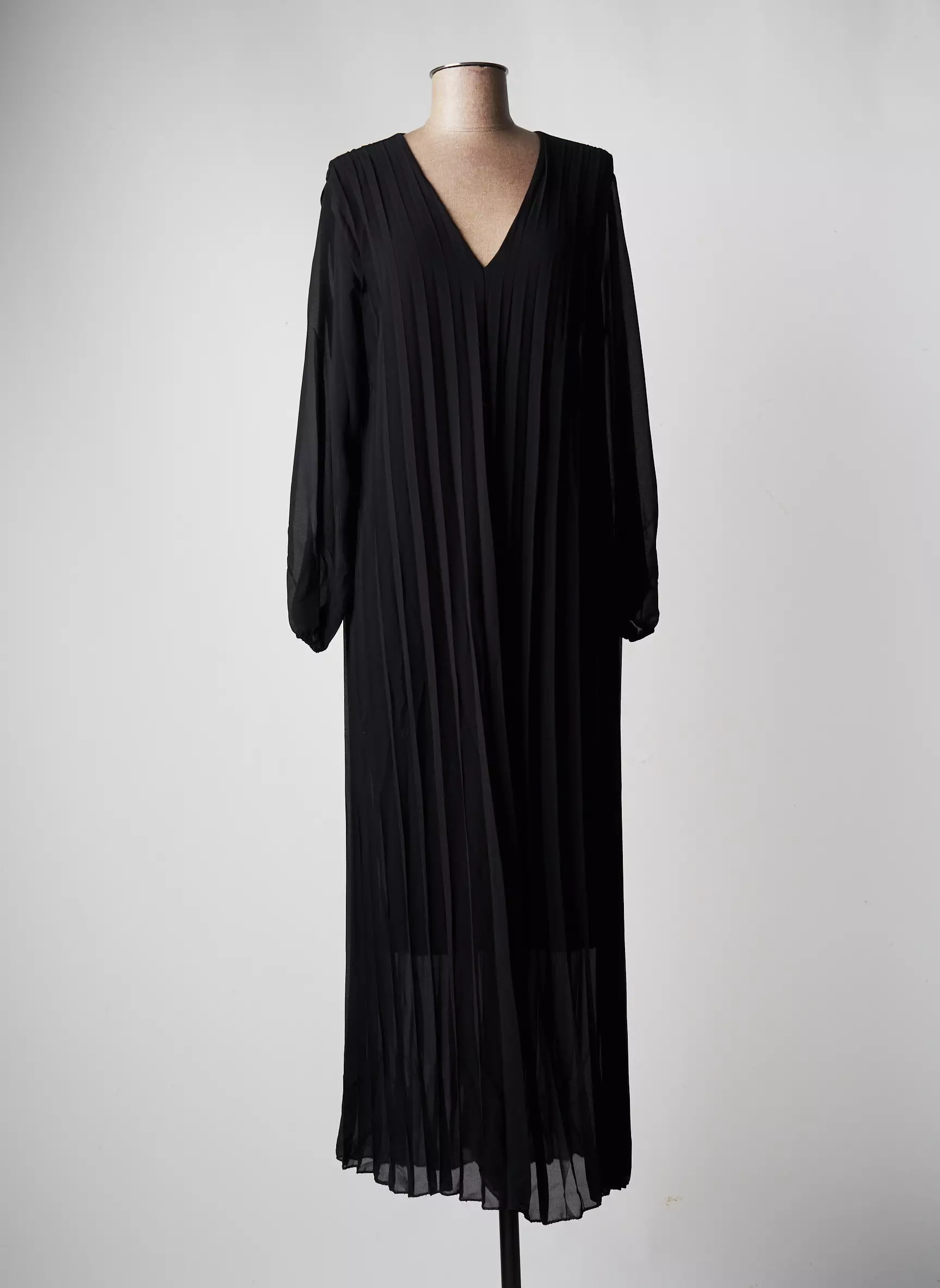 Senes Robes Longues Femme couleur noir