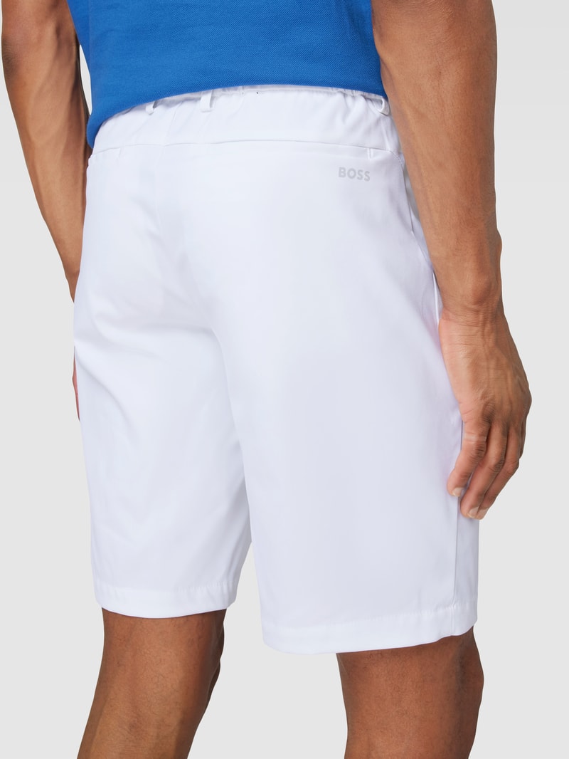 Shorts mit elastischem Bund Modell 'Drax' in weiß