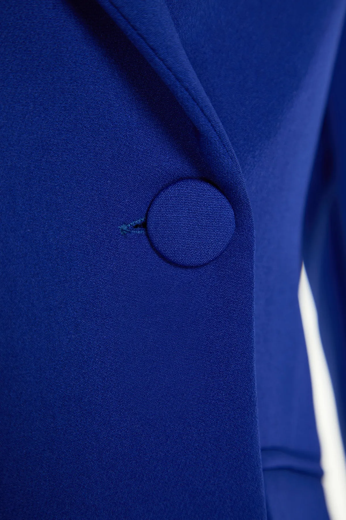 Trendyol Collection  Saks Regular gefütterter Zweireiher-Blazer aus Webstoff TWOSS21CE0137
