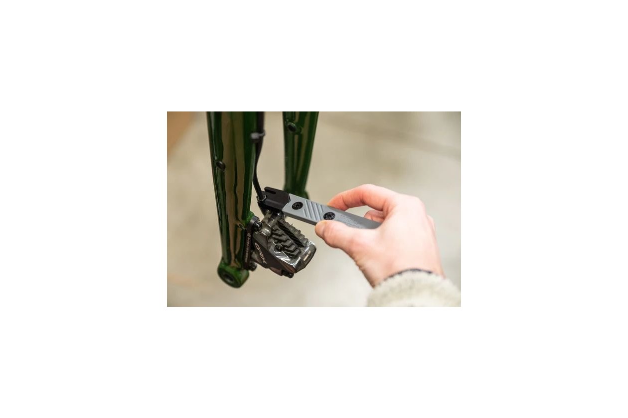 WOLFTOOTH 8-Bit Tire Lever + Disc Brakes Multitool