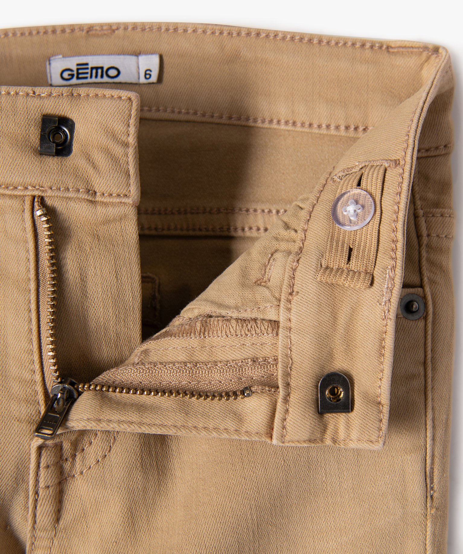 Pantalon uni extensible coupe Slim Garçon beige | GEMO