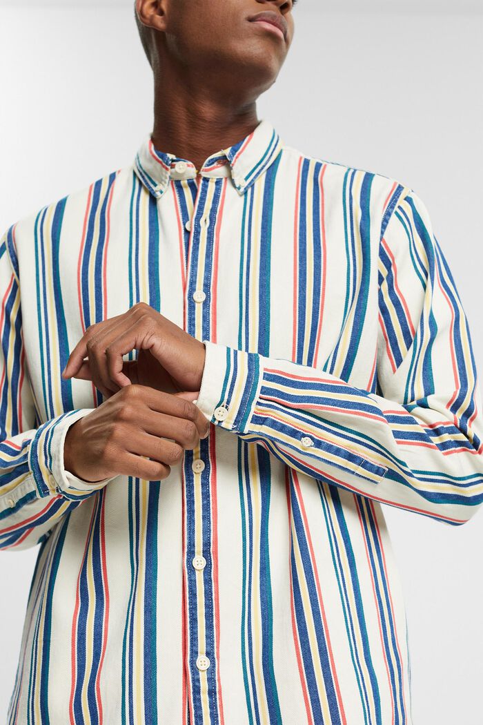Button-Down-Hemd mit mehrfarbigen Streifen