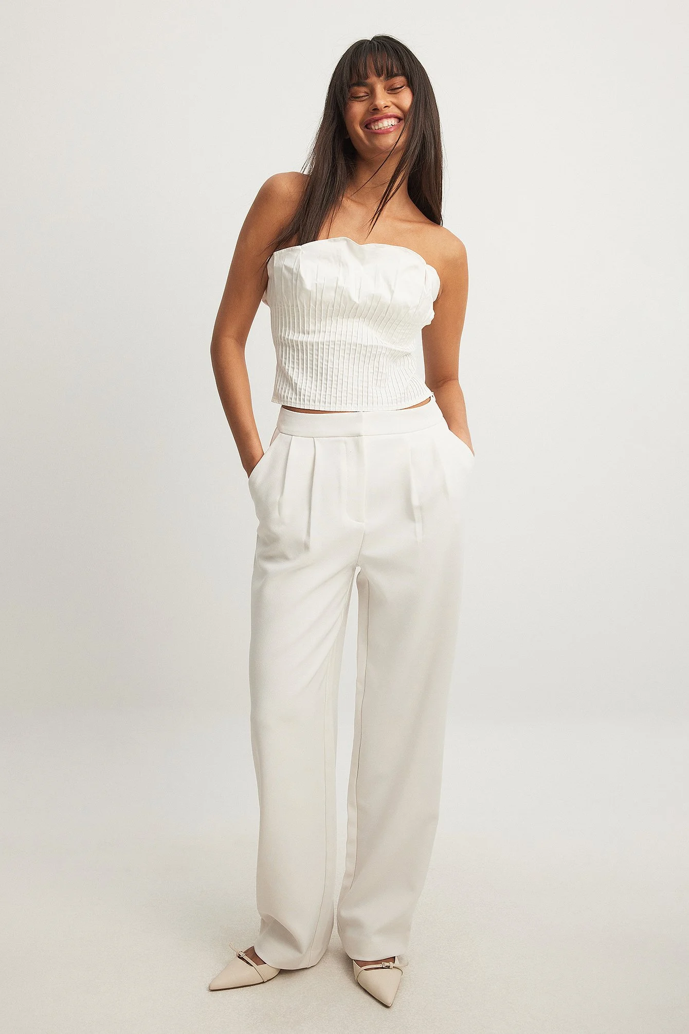 Recycelte plissierte Anzughose mit hoher Taille