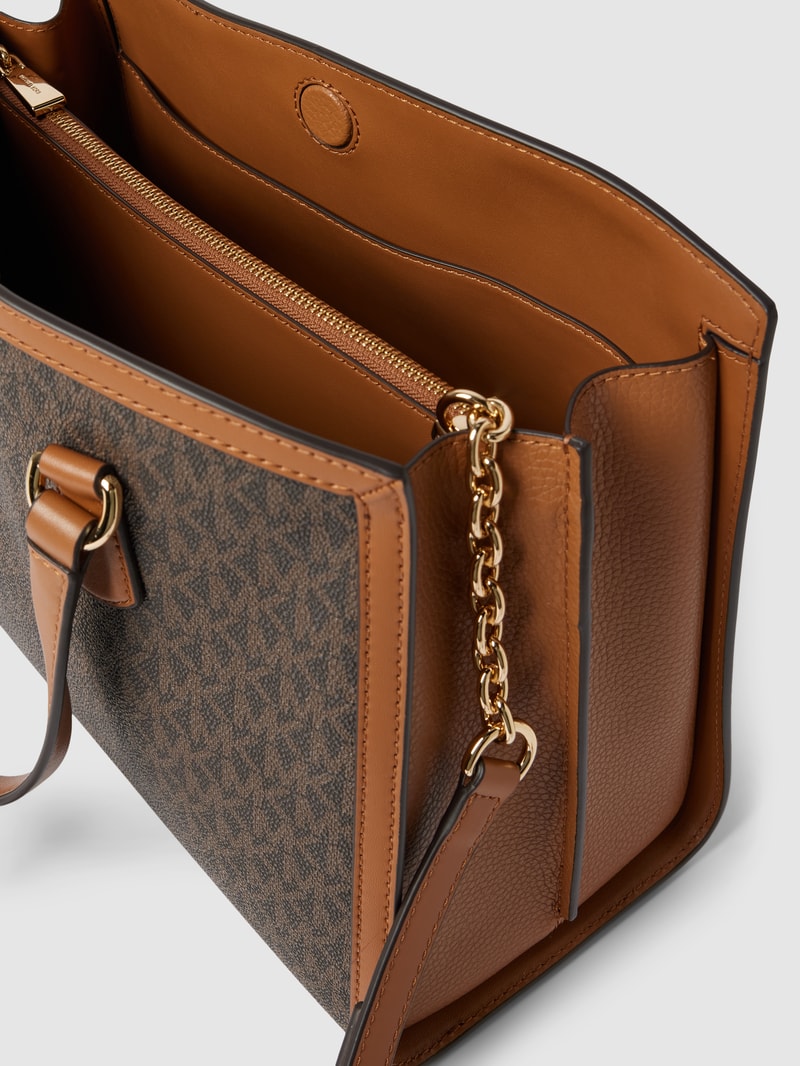 Handtasche mit Allover-Logo Modell 'CHANTAL' in mittelbraun