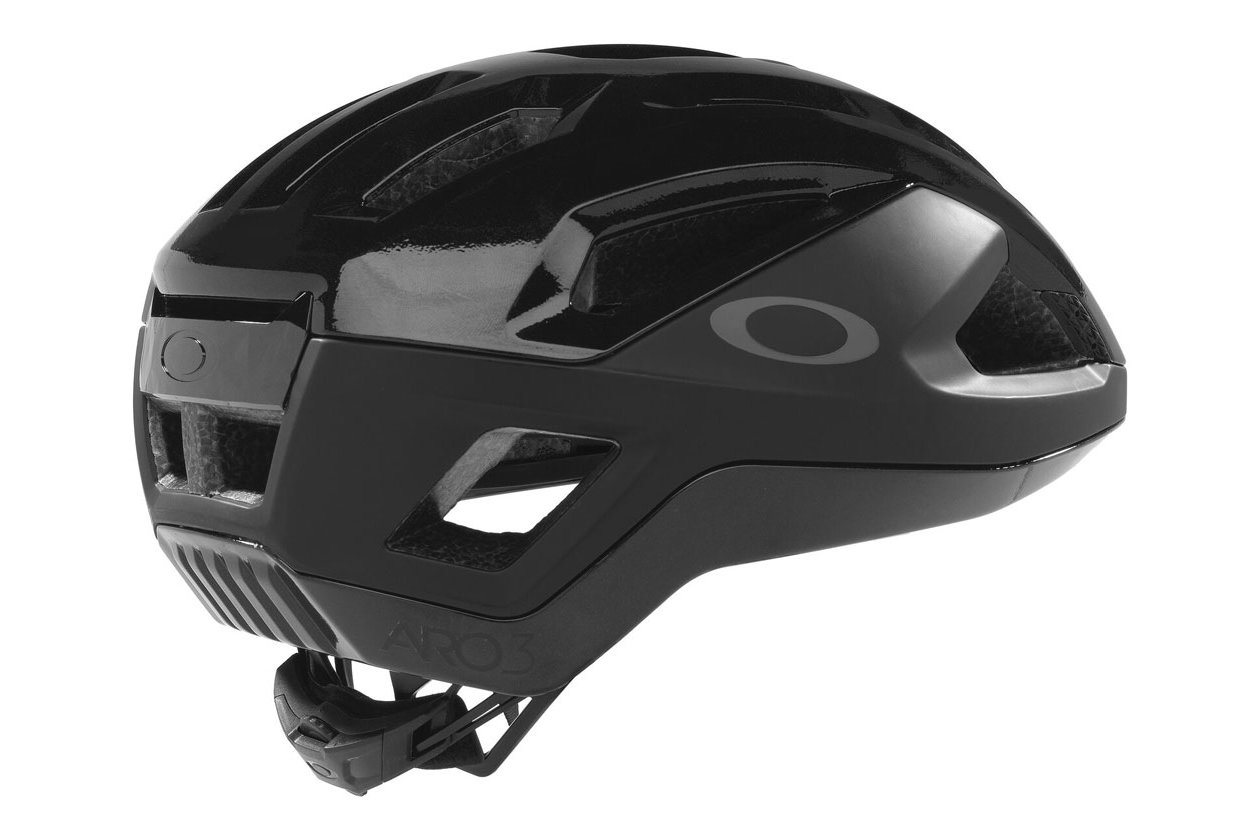 Oakley ARO3 Endurance