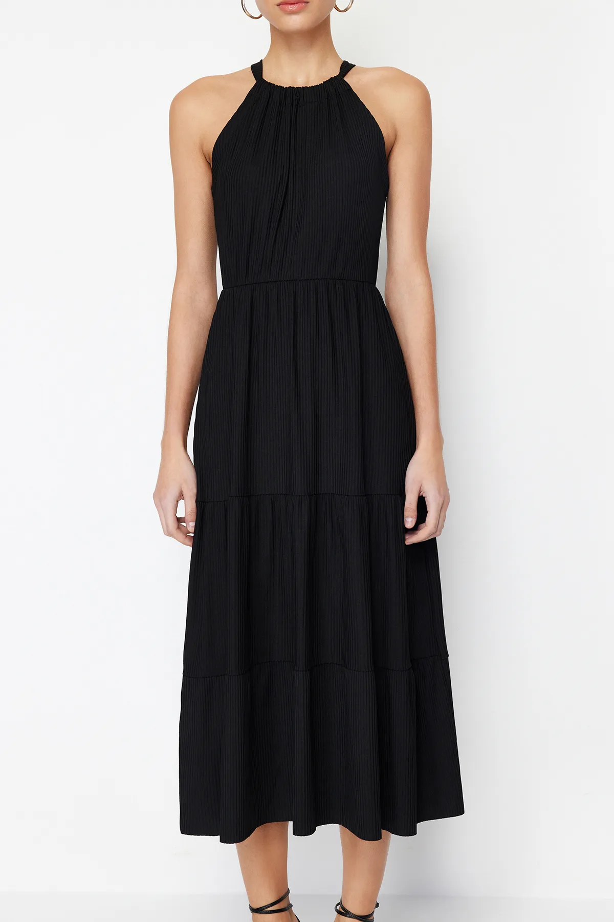 Trendyol Collection  Schwarz*001 Neckholder Bedrucktes A-Linien Maxi Strick Maxikleid TWOSS23EL00705
