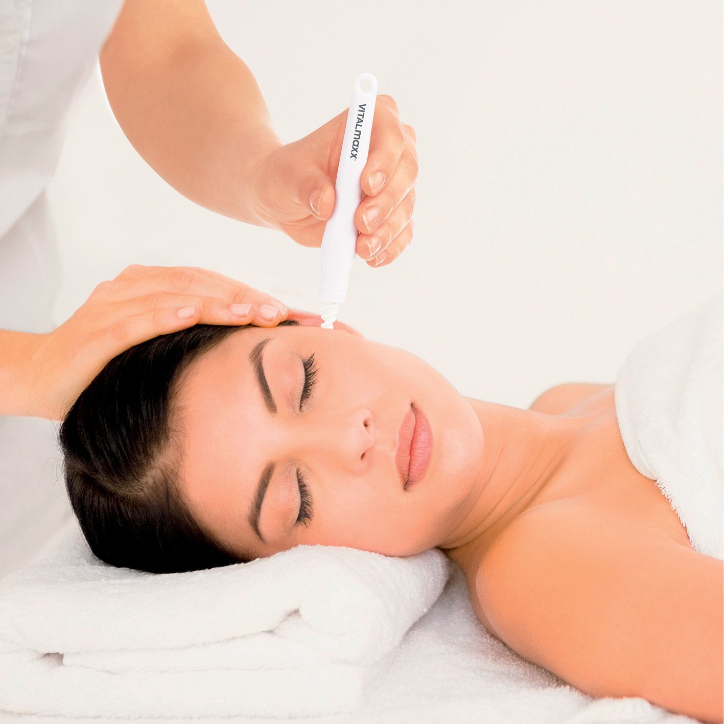 VITALmaxx Ohrenreiniger mit 3 verschiedenen Aufsätzen - weiß