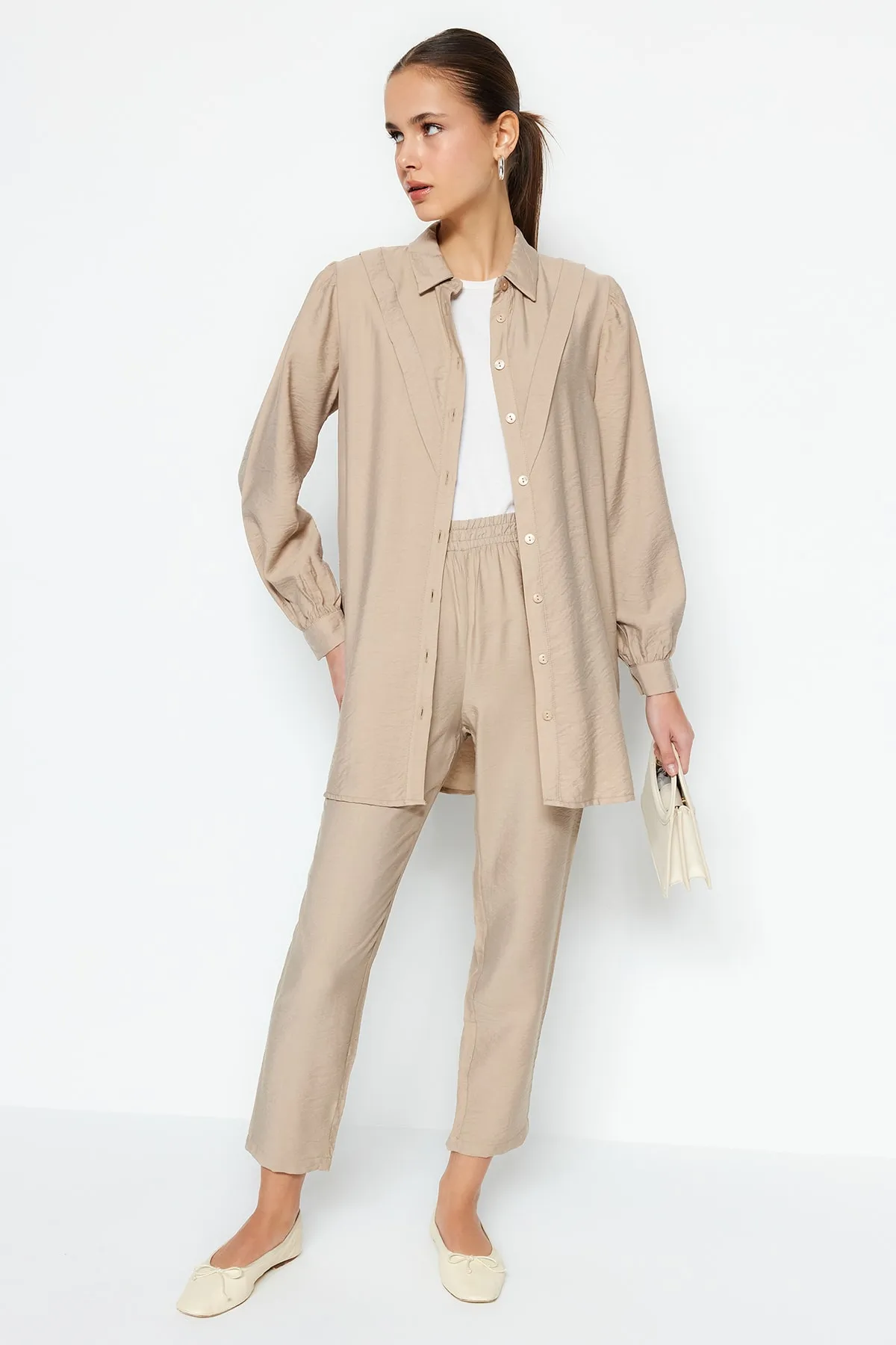 Trendyol Modest  Kamelfarbenes Leinen-Look-Hemd-Hosen-Webset TCTSS23US00079