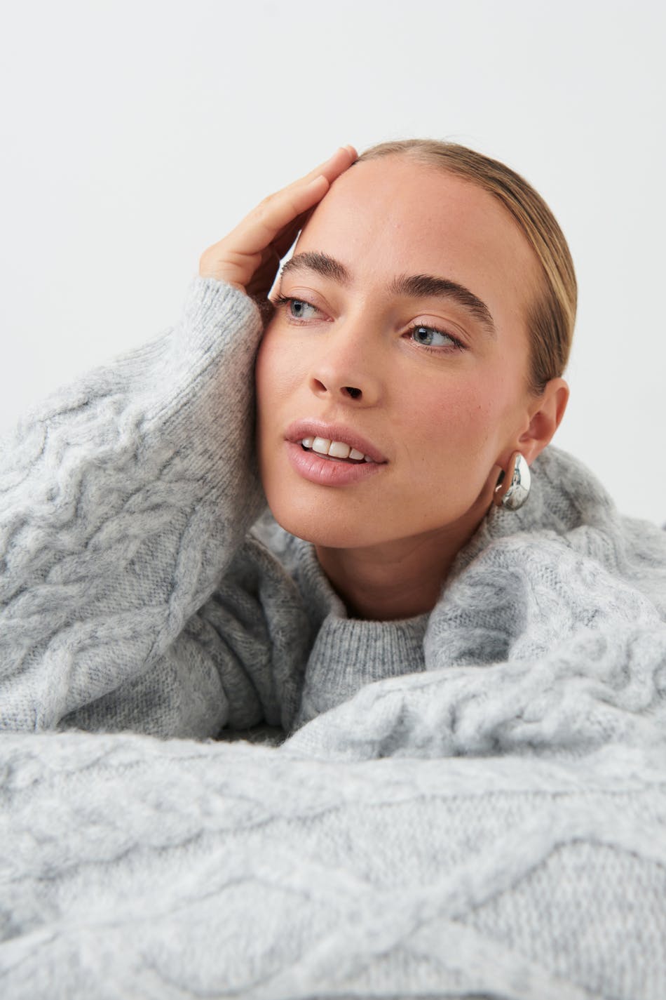 Cabel knitted sweater