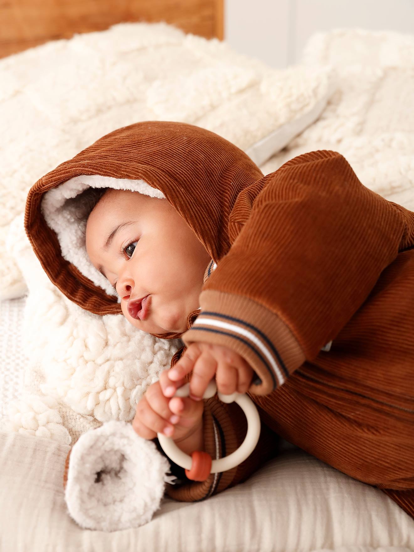 Combi-pilote en velours côtelé bébé avec pieds et moufles détachables beige