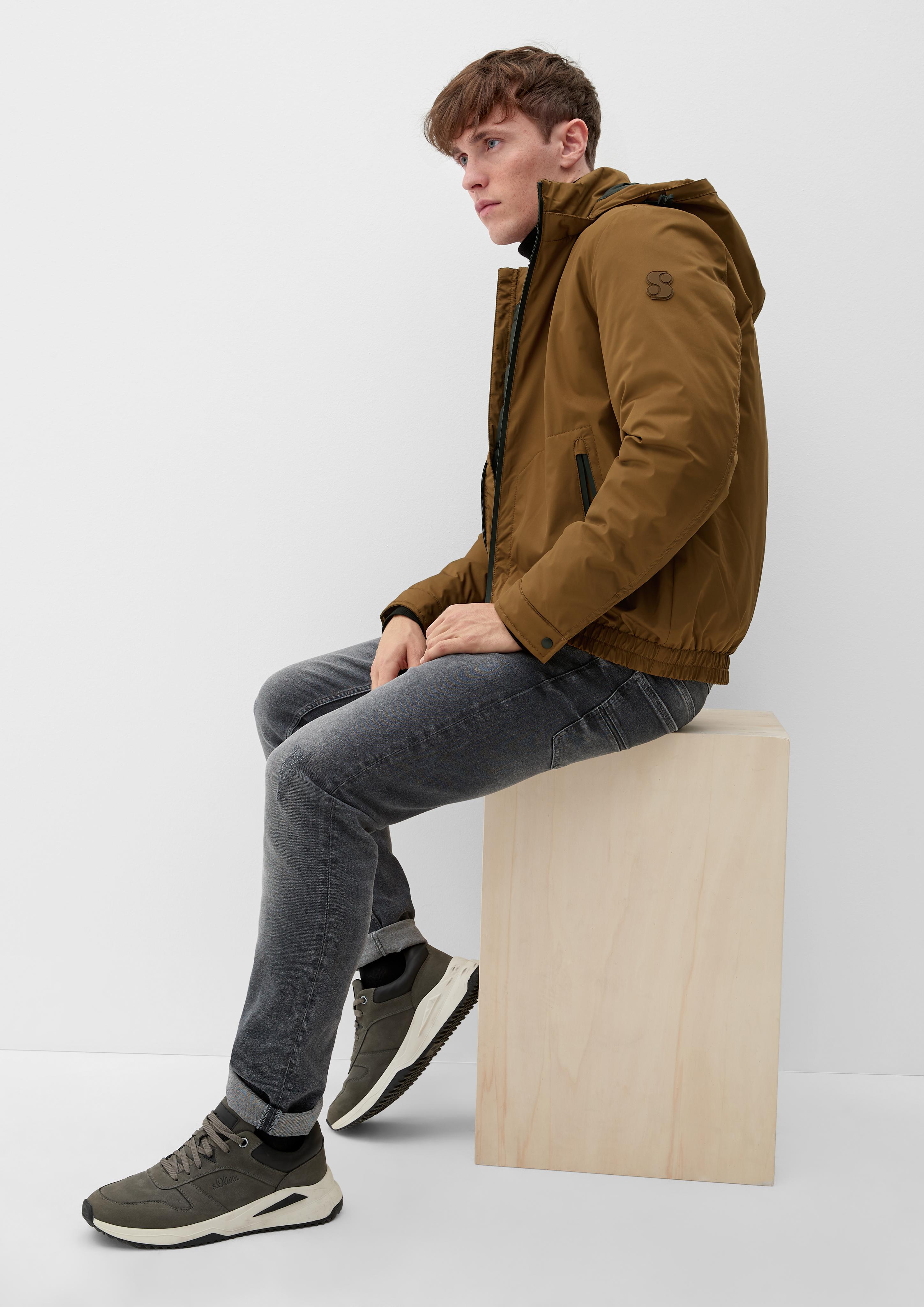 Jacke mit abnehmbarer Kapuze  2115325-8592