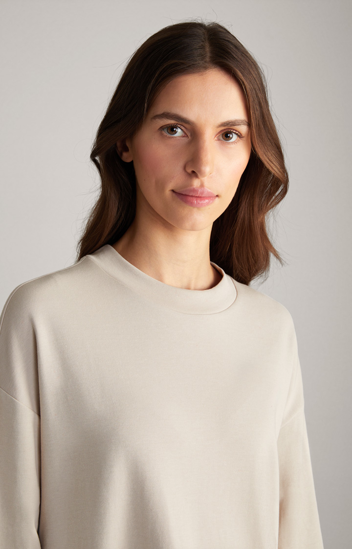 Kleid in Nude
