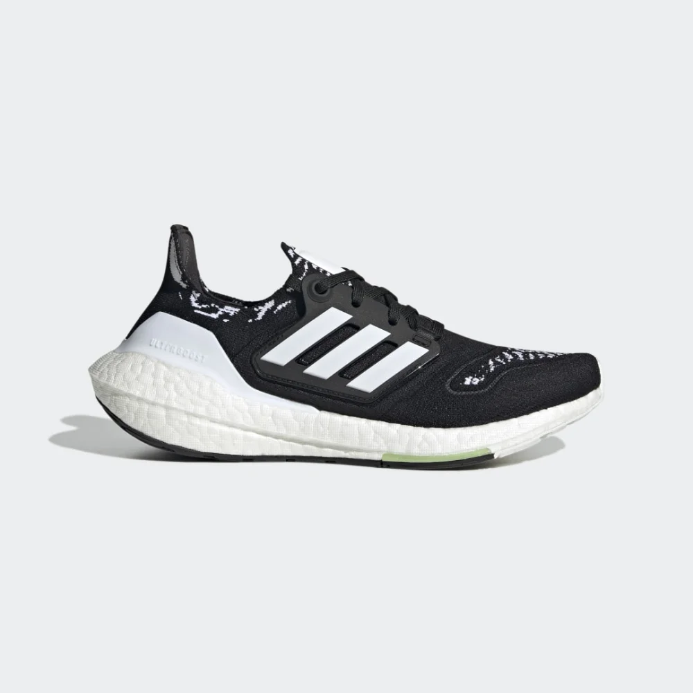 adidas Ultraboost 22 GX8019 / schwarz