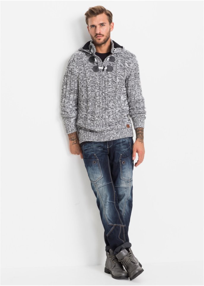 Pullover mit Kapuze
