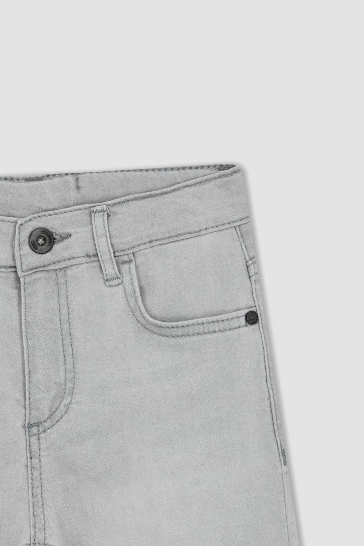 DeFacto  Slim-Fit-Jeanshose für Jungen Z1694a623sp