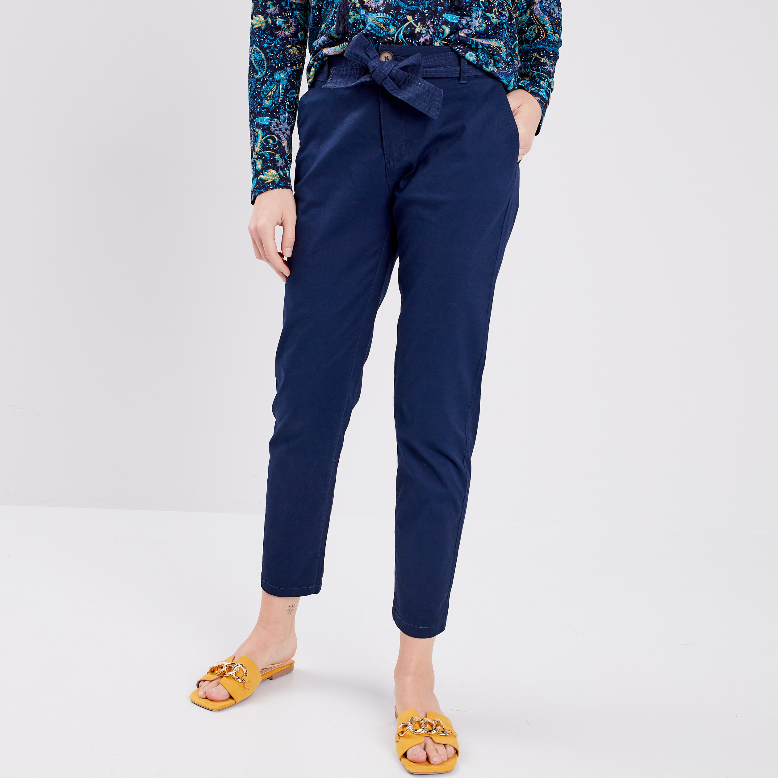 Pantalon chino ceinturé 7 8ème bleu marine femme | La Halle