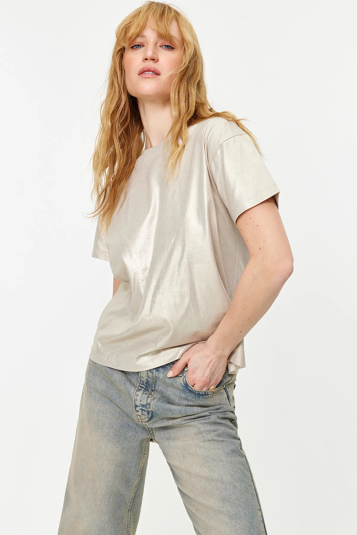 Trendyol Collection  Strickbluse mit Blattgolddruck, reguläres/normales Muster TWOSS24BZ00097