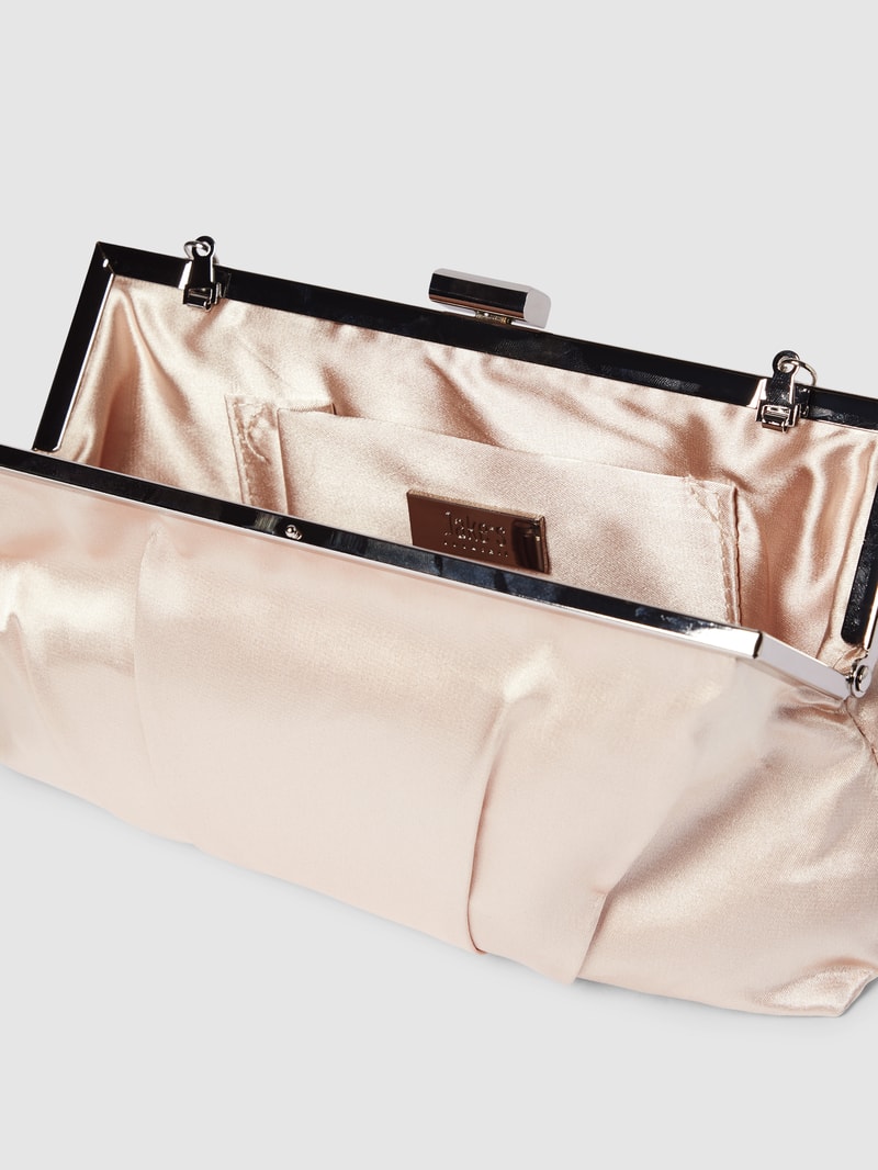 Clutch in Glanz-Optik mit Raffungen in metallic beige meliert