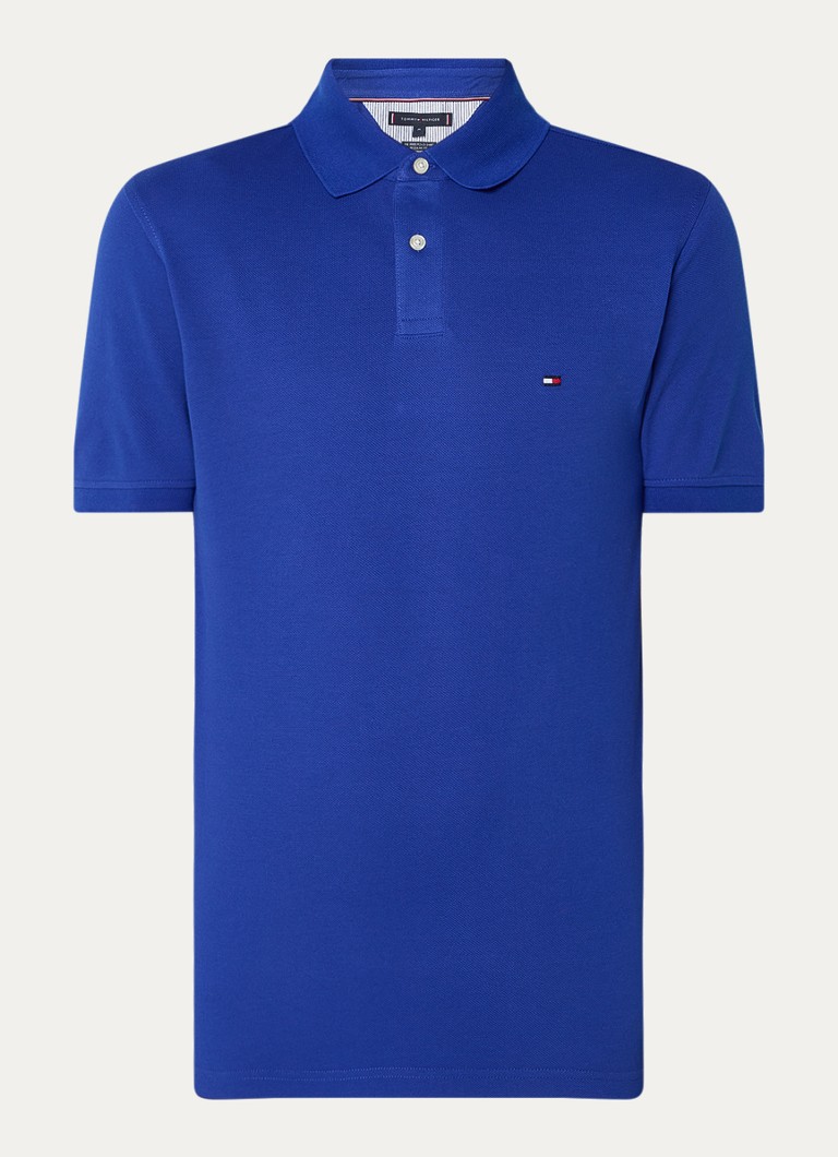 Polo Tommy Hilfiger Core de corte regular, confeccionada em piqué de algodão com bordado do logotipo.