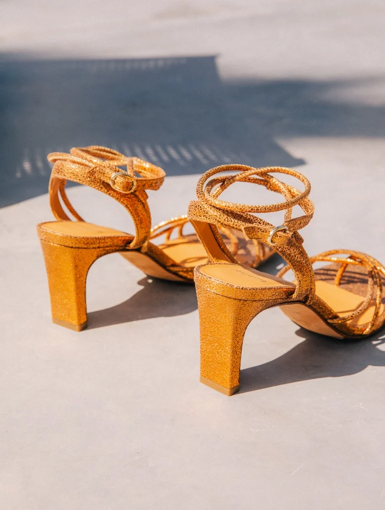 Pilar - Bronze