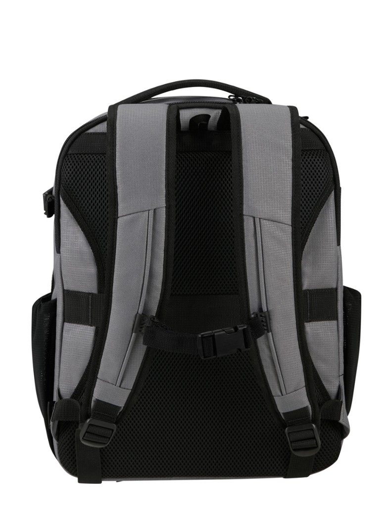 Samsonite Roader M -reppu, jossa on 15,6 tuuman kannettavan tietokoneen lokero ja USB-portti