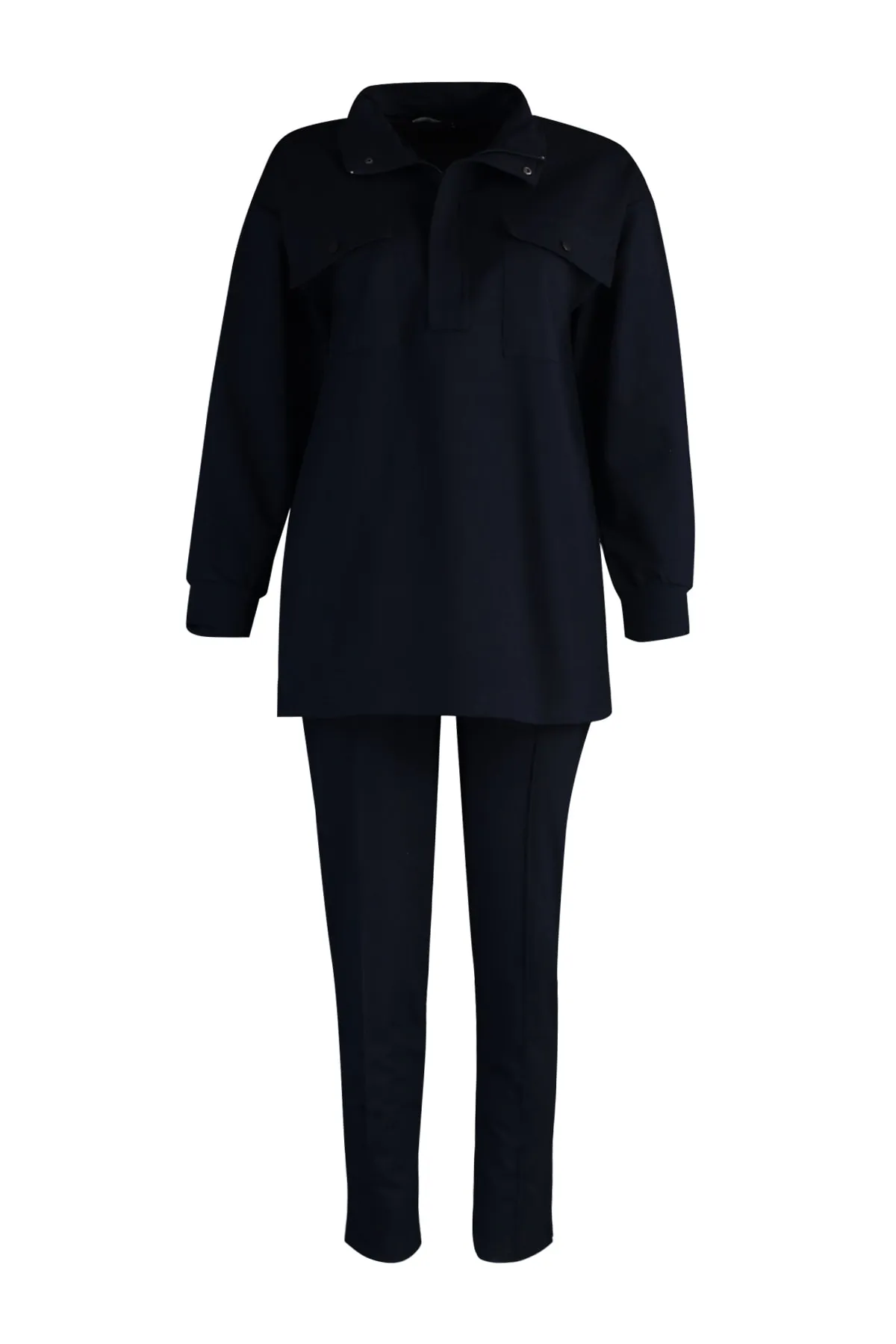 Trendyol Modest  Marineblaues Strick-Trainingsanzug-Set mit Taschendetails TCTAW23EN00032