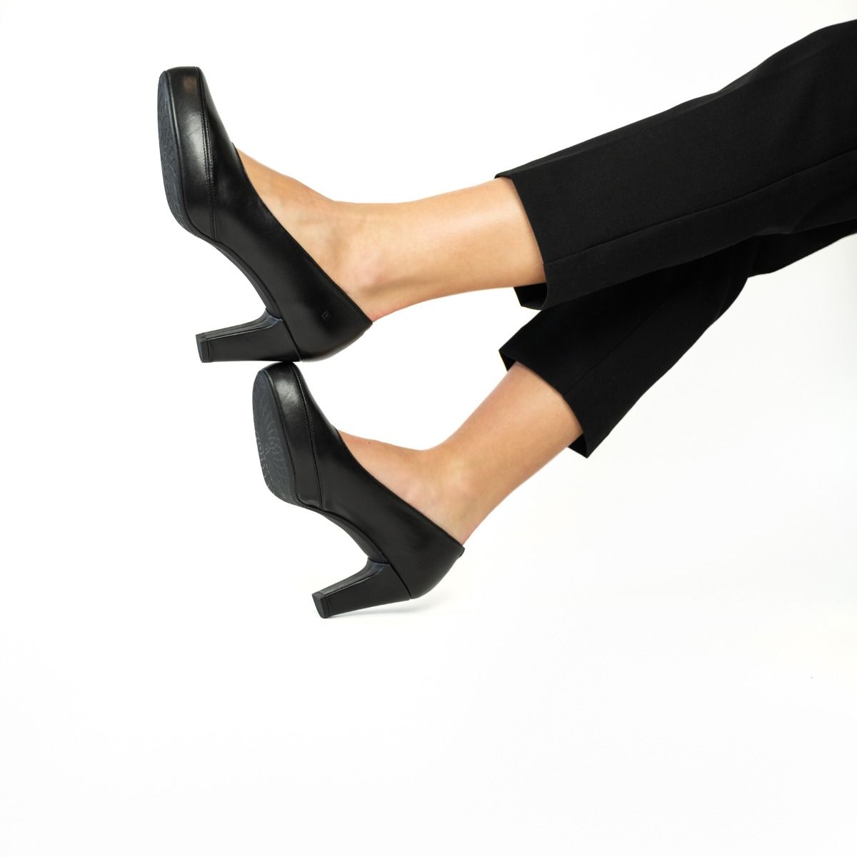 Dorking  5794 BLESA - Noir