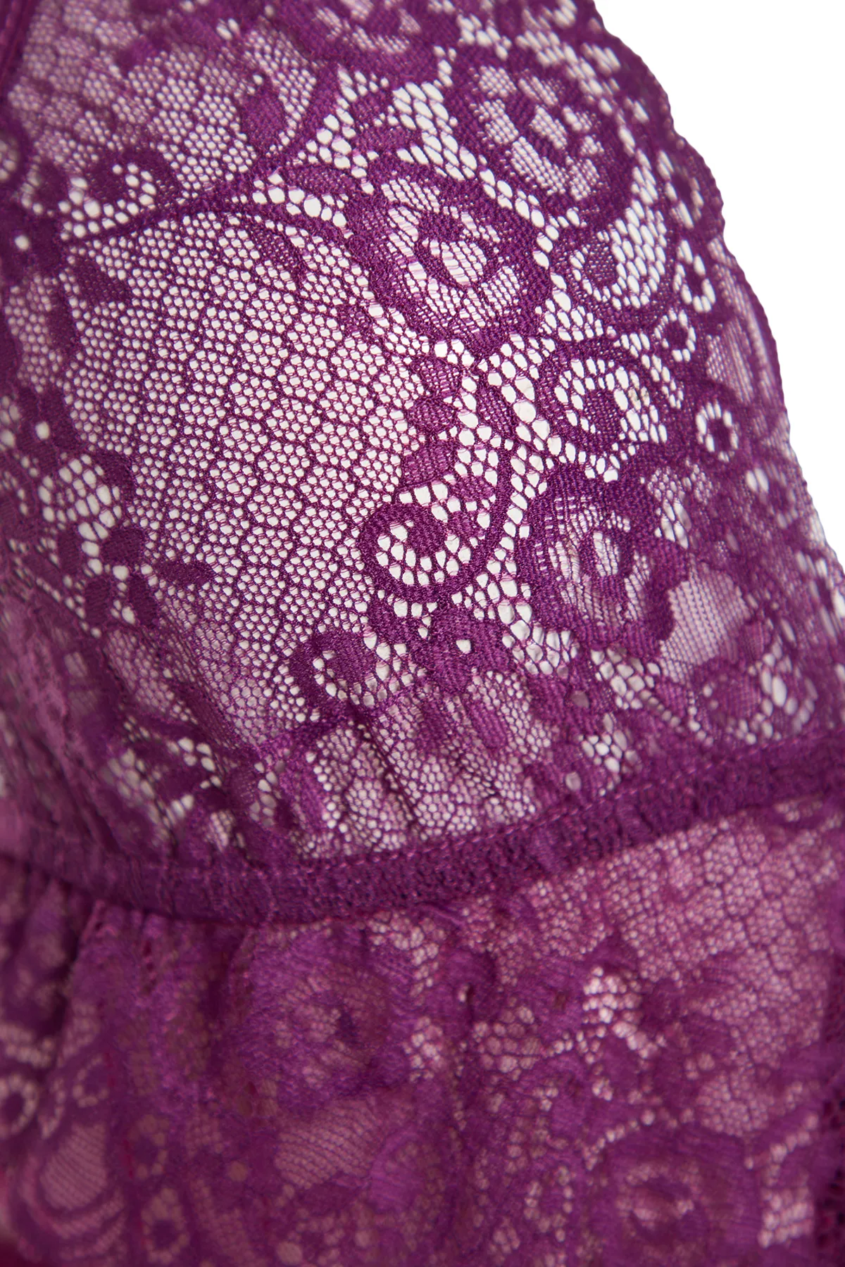 Trendyol Collection  Lila Babydoll mit Satinspitze und Riemenseil THMSS22LL0001